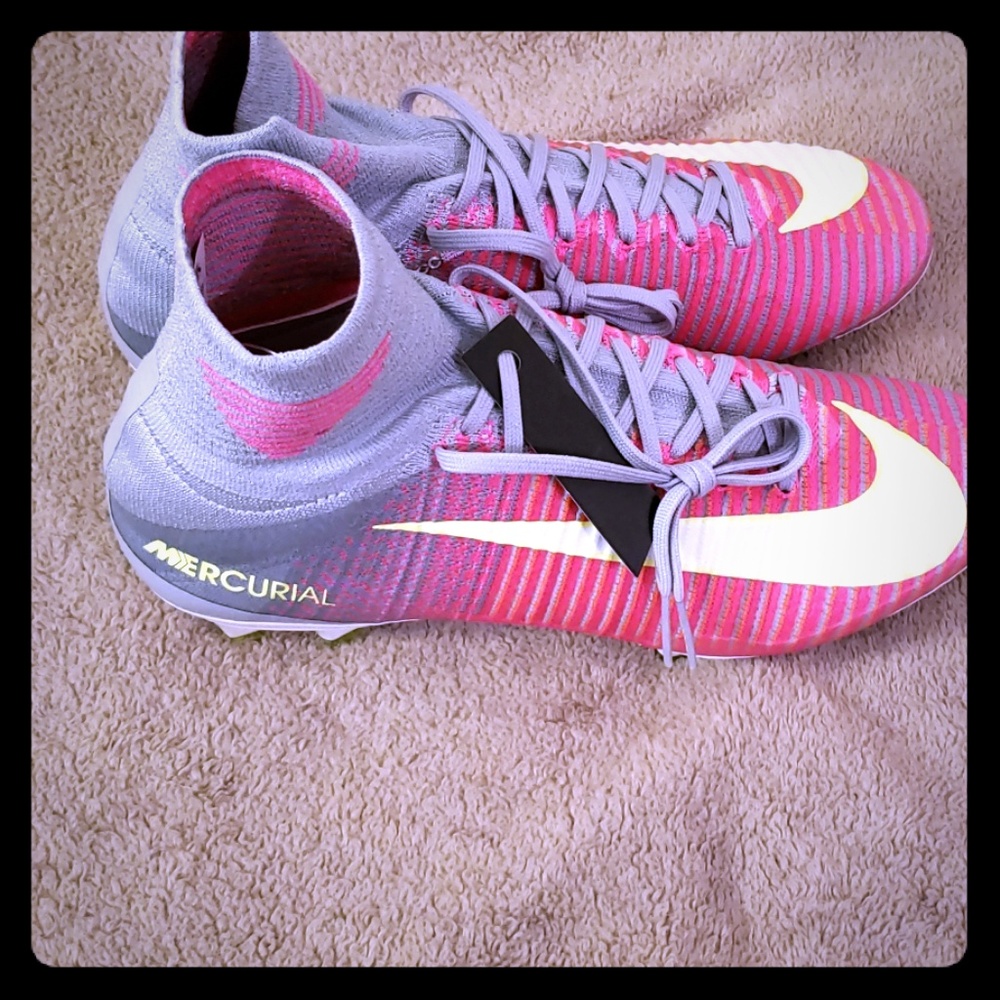 Womens Nike Mercurial Superfly 5 FG Cleats



￼

￼